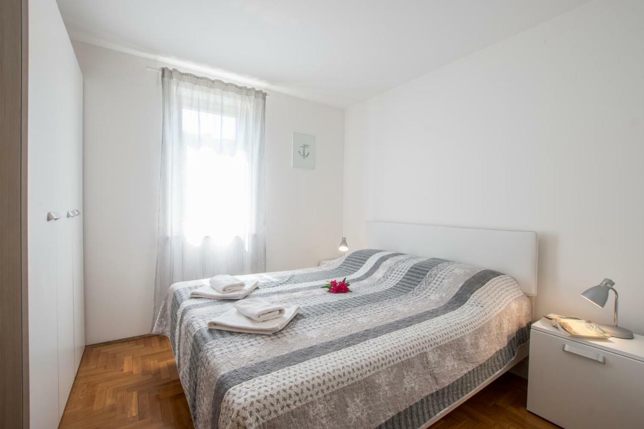 Apartmani Svjetionik Umag Ngoại thất bức ảnh